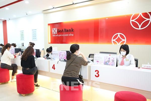 Ngân hàng rộn ràng báo lãi lớn sau 9 tháng