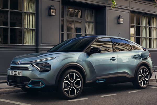 Phạm vi hoạt động là yếu tố gây lo ngại khi sử dụng ô tô điện đường dài