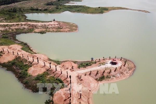 Ngang nhiên san lấp, lấn chiếm Công trình Quốc gia lòng hồ Dầu Tiếng