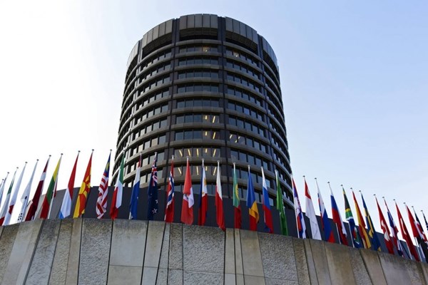 BIS: Các ngân hàng trung ương phải ngăn chặn lạm phát kéo dài