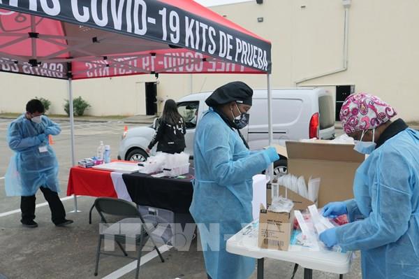 Mỹ kêu gọi người dân cảnh giác với làn sóng COVID-19 do biến thể phụ BA.5