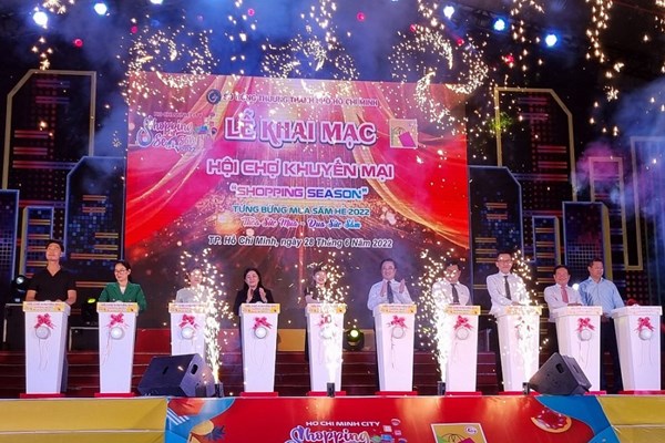 Gần 250 doanh nghiệp tham gia Hội chợ Khuyến mại “Shopping Season”