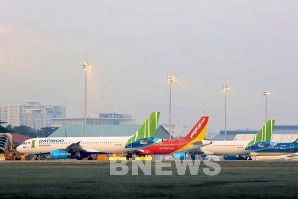 Bộ Giao thông Vận tải yêu cầu chấn chỉnh ngay tình trạng chậm, hủy chuyến bay