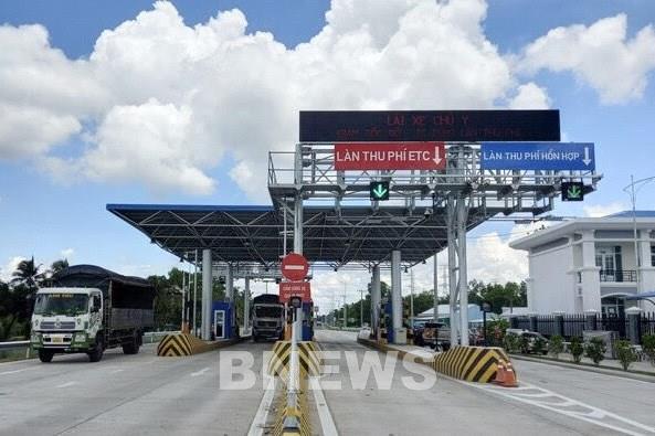 Cao tốc Trung Lương - Mỹ Thuận cho xe lưu thông miễn phí thêm 30 ngày