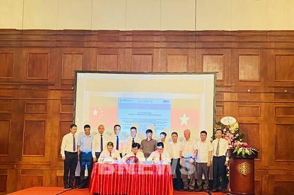 VICEM Bút Sơn ký hợp đồng gói thầu số 1, dự án tận dụng nhiệt thừa để phát điện