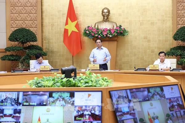 Đặt mục tiêu tăng trưởng kinh tế cả năm 2022 cao hơn Quốc hội giao