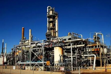 Sáng 8/8 giá dầu châu Á đi xuống bất chấp vụ cháy kho dầu tại Cuba