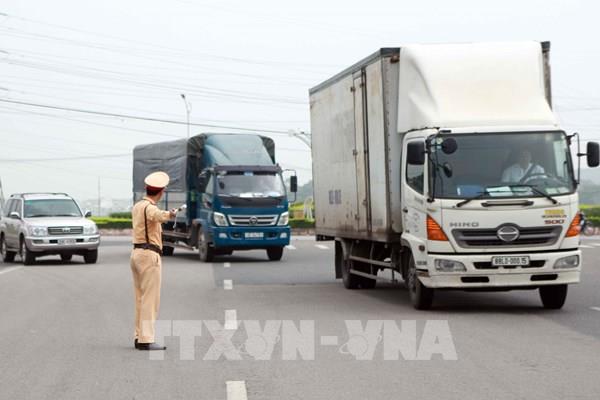 Kiểm soát đầu mối giao thông chống buôn lậu, gian lận thương mại và hàng giả