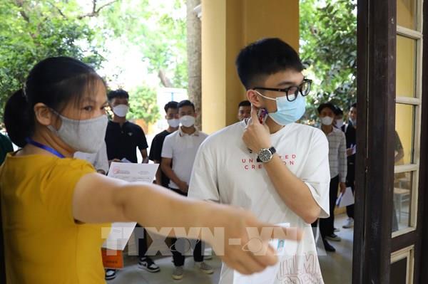 Hà Nội điều chỉnh chỉ tiêu và điểm chuẩn trúng tuyển lớp 10 đối với thí sinh diện F0