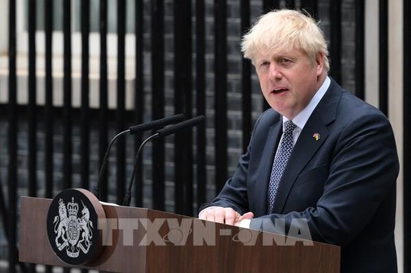 Thủ tướng Boris Johnson thay thế nội các trước khi thông báo từ chức