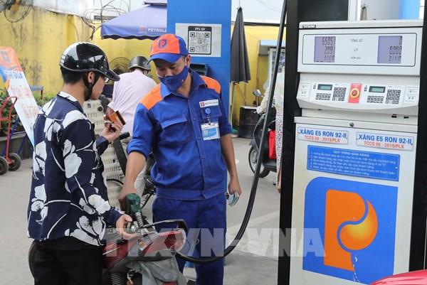 Giá xăng tiếp tục giảm từ 15h ngày 1/8
