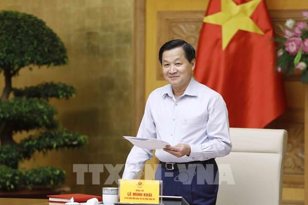 Nghiên cứu phương án giảm các loại thuế để hỗ trợ người dân, doanh nghiệp