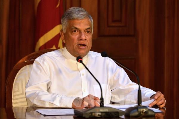 Thủ tướng Sri Lanka được chỉ định làm tổng thống tạm quyền