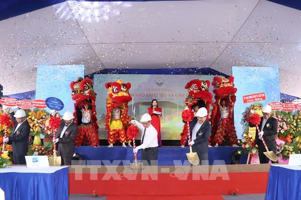 Khởi công Cụm kho bãi và dây chuyền chiếu xạ Cần Thơ