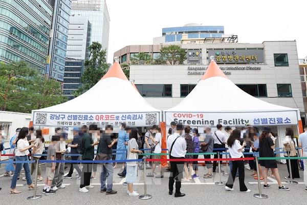 Làn sóng COVID-19 mới đang lan nhanh tại châu Á