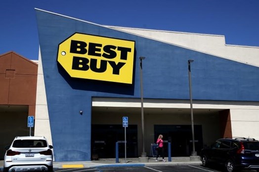 Best Buy: "Sống sót" nhờ chuyển đổi số