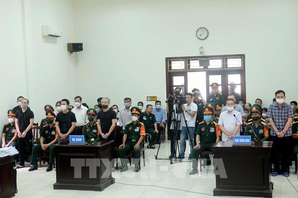 Hai cựu Thiếu tướng Cảnh sát biển bị phạt tổng cộng 27 năm tù