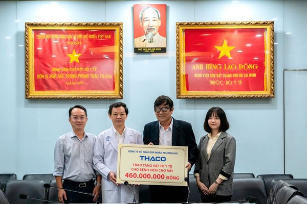 THACO trao tặng vật tư y tế cho Bệnh viện Chợ Rẫy Tp Hồ Chí Minh