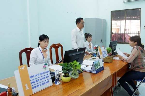 Nhân viên Bưu điện có thể làm việc như một công chức tại bộ phận một cửa