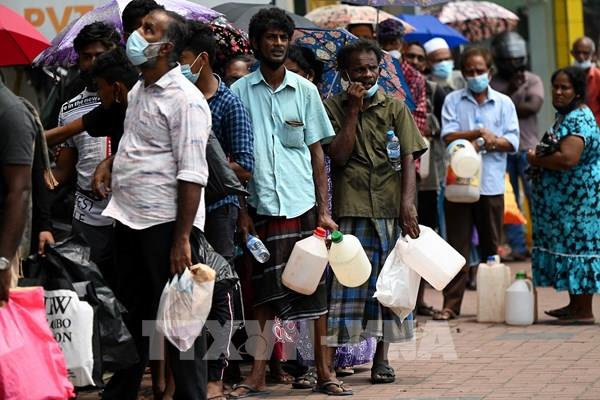 Giá thực phẩm leo thang, người dân Sri Lanka chật vật xoay sở