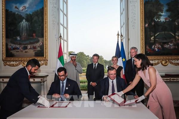Pháp, UAE ký thỏa thuận hợp tác năng lượng