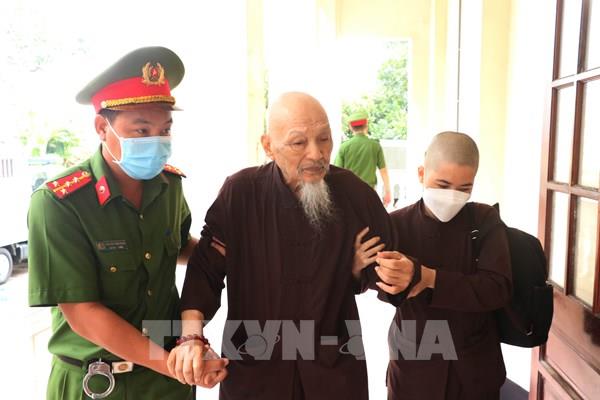 Phiên tòa xét xử vụ án xảy ra tại Tịnh thất Bồng Lai: Tiếp tục phần xét hỏi 