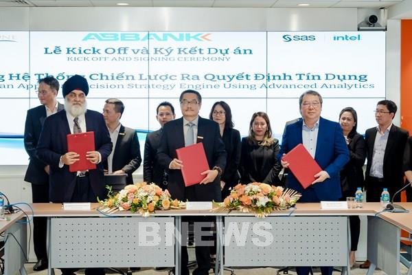 ABBANK hợp tác với Thakral One xây dựng công cụ chấm điểm tín dụng thông minh