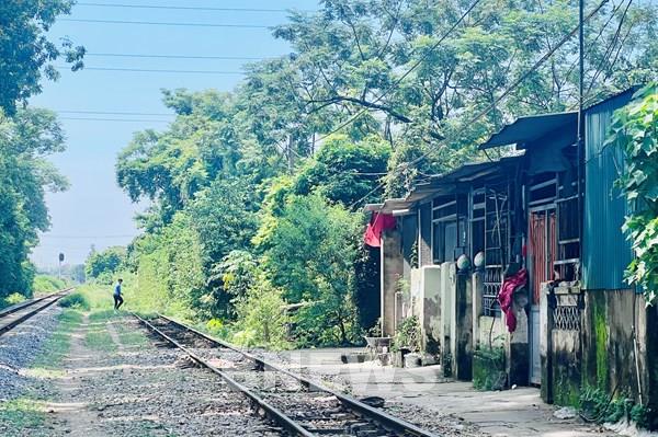 Đề nghị địa phương bố trí ngân sách xóa lối đi tự mở qua đường sắt