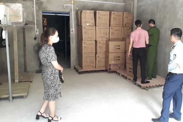 Xử lý cơ sở kinh doanh vi phạm quy định về an toàn thực phẩm 