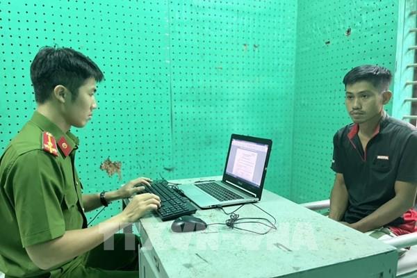 Bắt tạm giam Trạm trưởng trạm xăng dầu để điều tra về tội chiếm đoạt tài sản