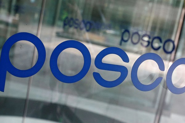 POSCO Holdings Inc đạt lợi nhuận ròng gần 1,4 tỷ USD