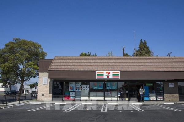 Mỹ: Chuỗi cửa hàng tiện lợi 7-Eleven cắt giảm hàng trăm việc làm