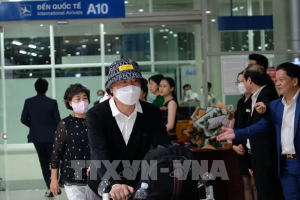 Sau hơn 2 năm tạm dừng, chuyến bay quốc tế đầu tiên đã đến Đà Lạt