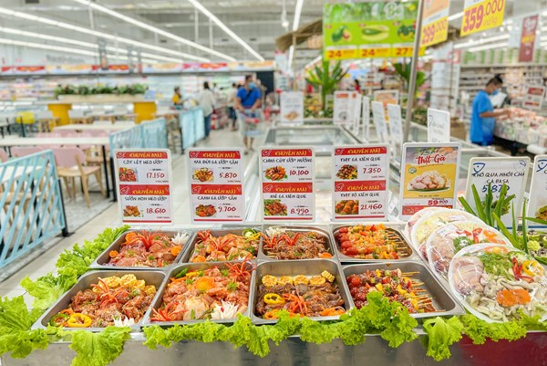 Central Retail tiếp tục giảm giá mạnh các mặt hàng thực phẩm tươi sống