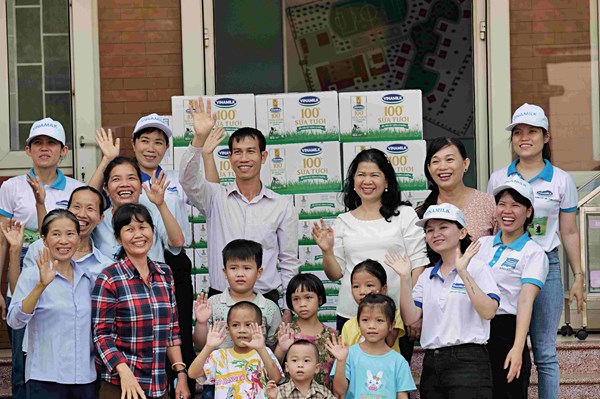 Nhiều hoạt động hướng đến trẻ em do Vinamilk và Quỹ sữa Vươn cao Việt Nam thực hiện