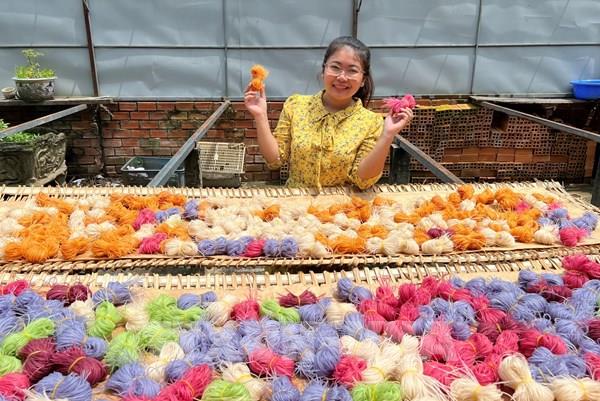 Độc đáo hủ tiếu đa sắc “có một không hai” ở Cần Thơ