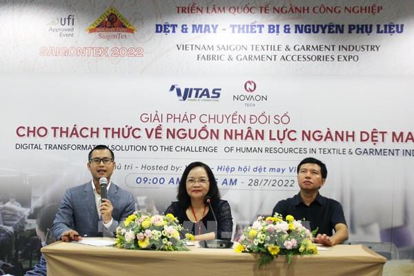 Giải quyết thách thức về nguồn nhân lực ngành dệt may