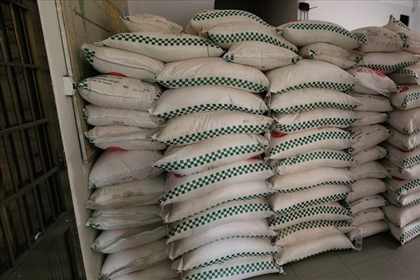 Tạm giữ hơn 43 tấn đường cát không nguồn gốc hợp pháp