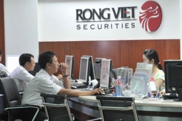 Chứng khoán ngày 19/10: Khối ngoại bán ròng trở lại, VN-Index về sát 1.060 điểm