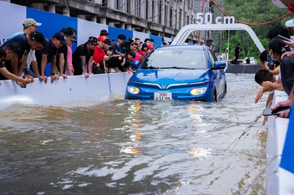 Người dùng đánh giá VinFast VF e34 sau 6 tháng: “Êm, mượt, tăng tốc thực sự khác biệt”
