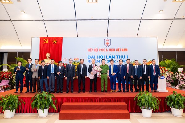 Lần đầu tiên Việt Nam thành lập Hiệp hội Phòng cháy chữa cháy và cứu nạn cứu hộ