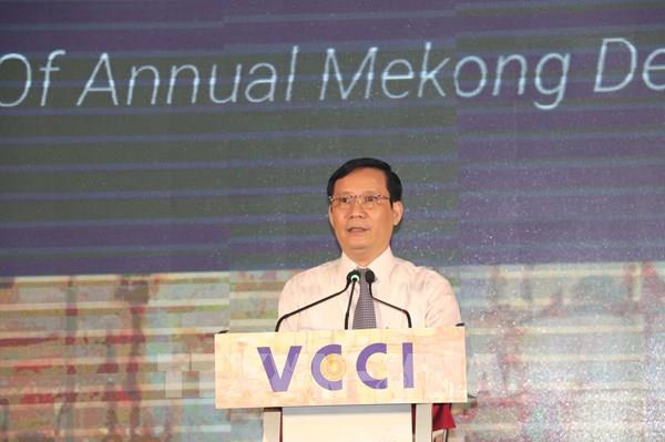 Công bố Báo cáo kinh tế thường niên Đồng bằng sông Cửu Long năm 2022