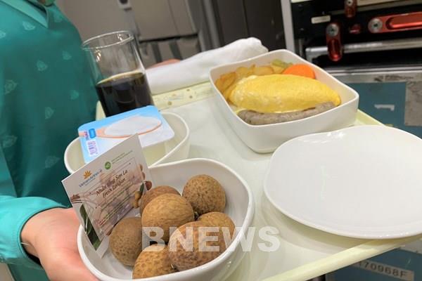 Vietnam Airlines đưa nhãn lồng Sơn La đến với thực khách toàn cầu