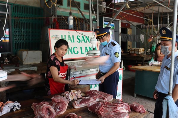 Lạng Sơn kiểm tra, kiểm soát biến động giá cả thịt lợn