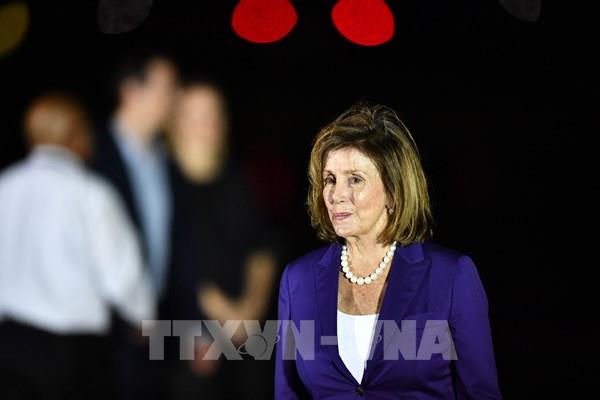 Trung Quốc ngừng đối thoại quân sự cấp cao với Mỹ, áp đặt trừng phạt với bà Pelosi