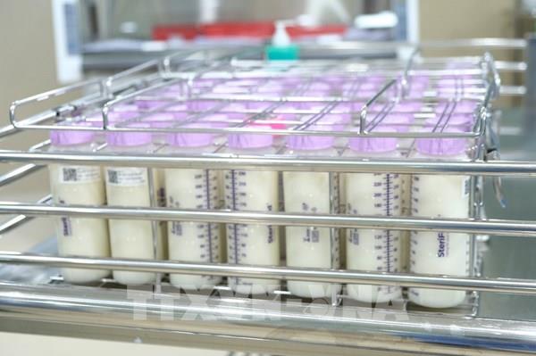 Khánh thành ngân hàng sữa mẹ quy mô lớn nhất Việt Nam