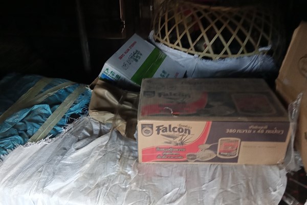 Hải quan phối hợp bắt giữ 8 bánh heroin trong thùng hàng quạt gió