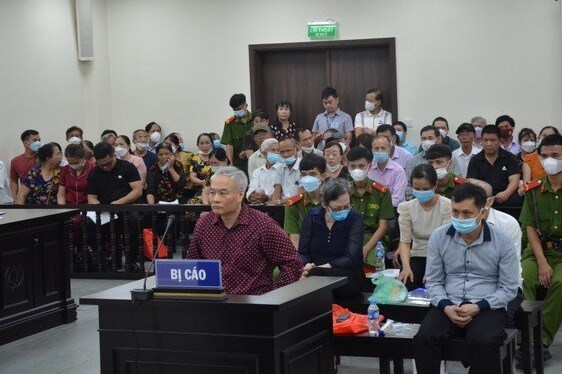 Nguyên Chủ tịch Trung tâm Hỗ trợ người nghèo bị phạt tù chung thân