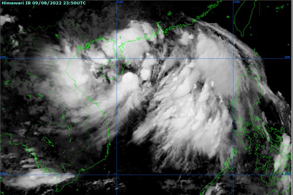 Bão số 2 di chuyển theo hướng Bắc Tây Bắc và có khả năng mạnh thêm