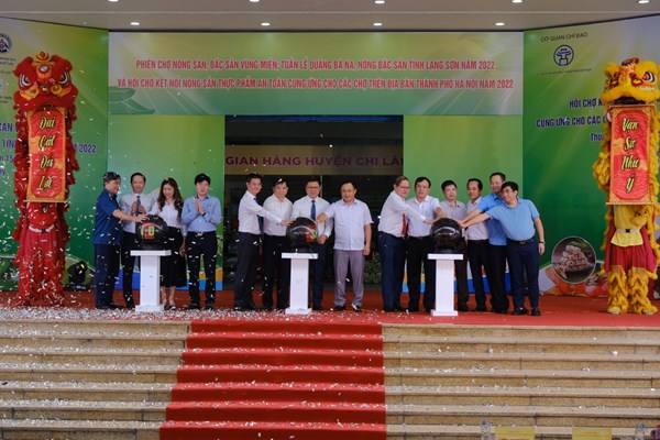 Khai mạc Tuần lễ na Lạng Sơn tại Thủ đô